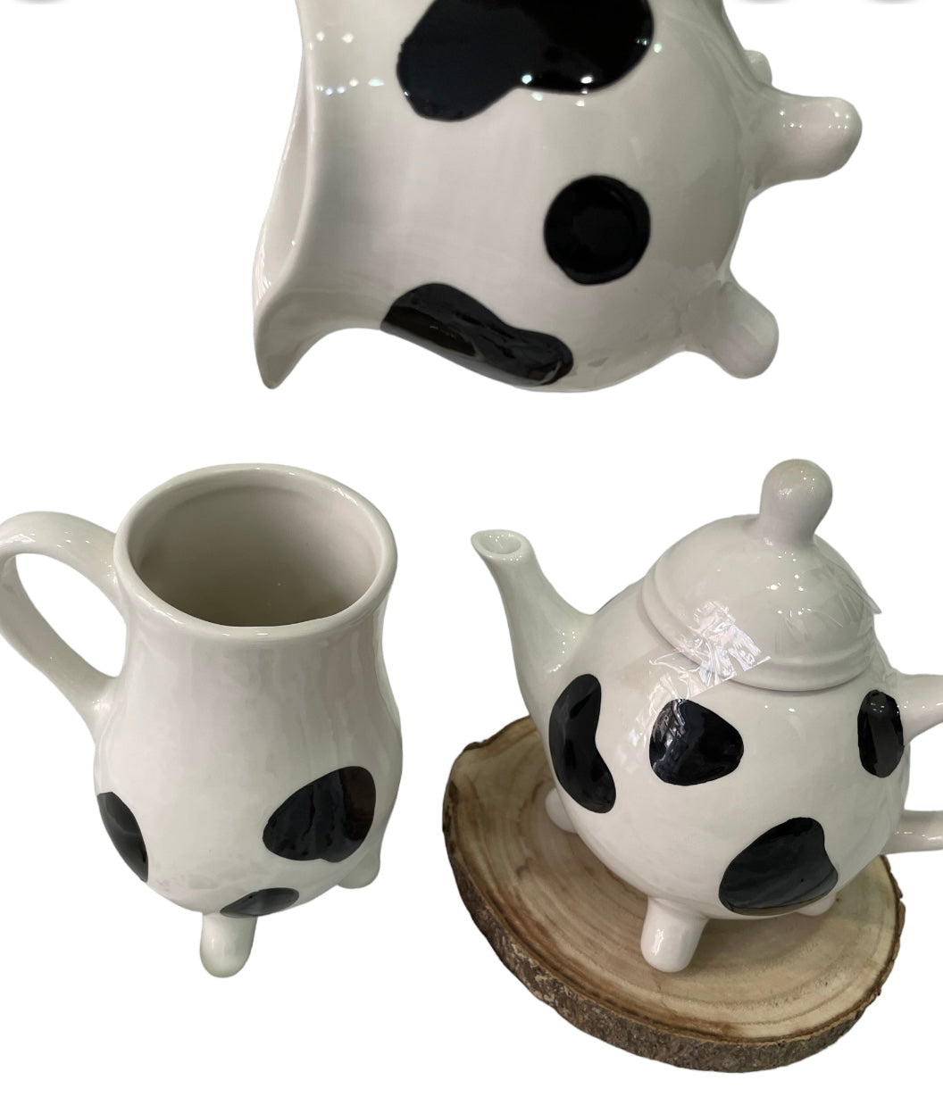 Juego de té de vaca