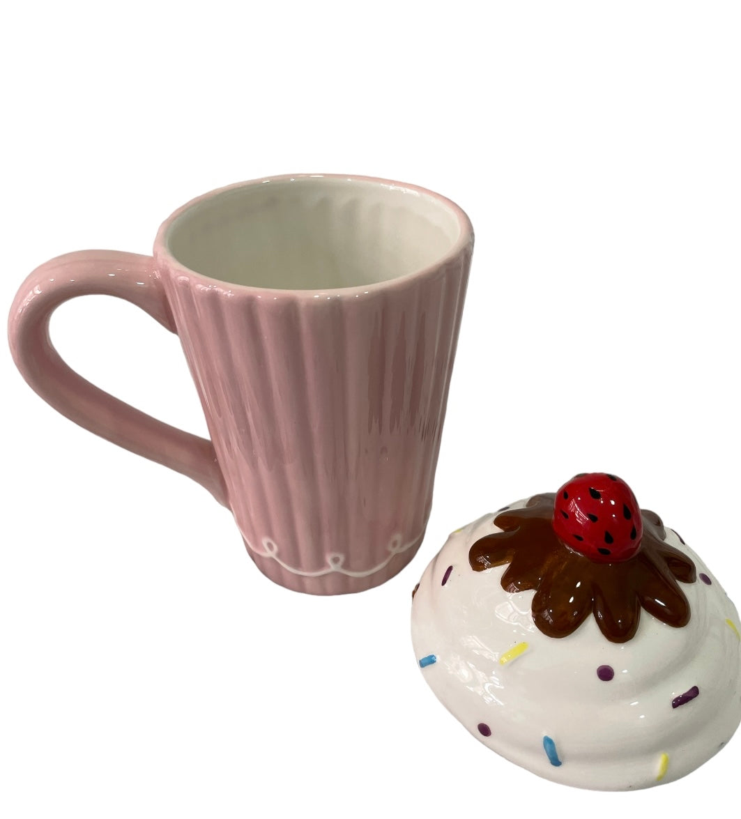 Taza de helado rosa
