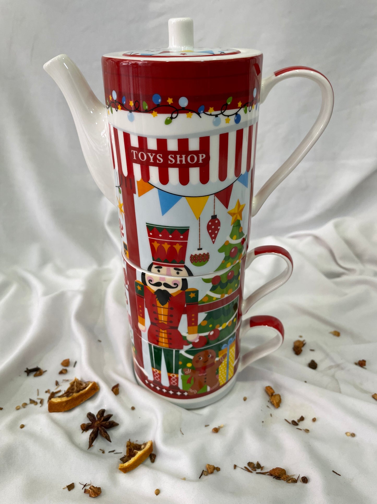 Juego de té cascanueces