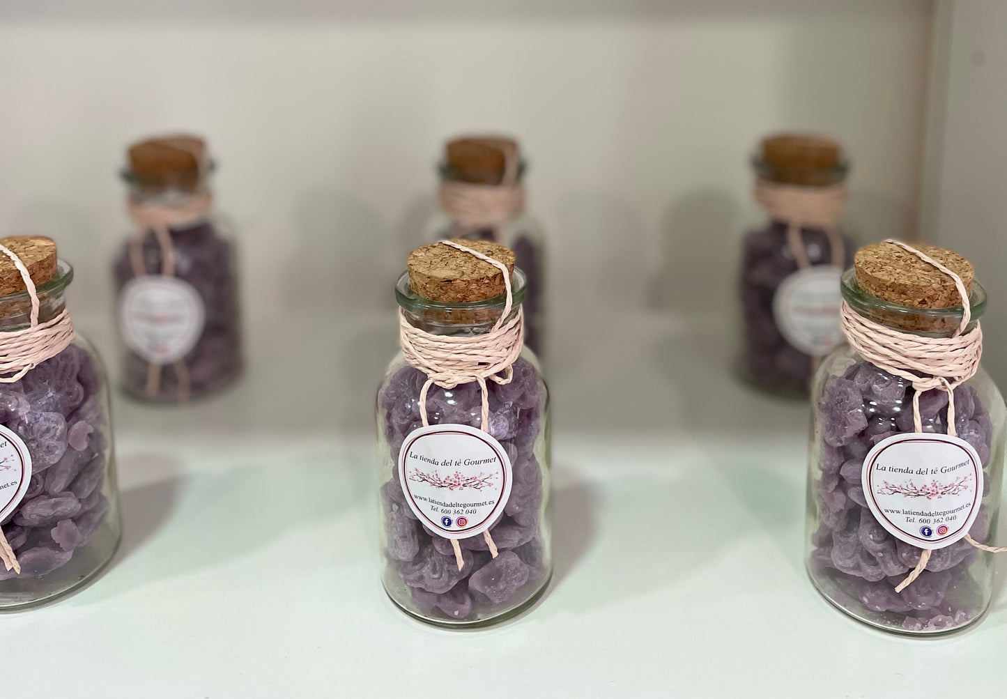 Caramelos violetas