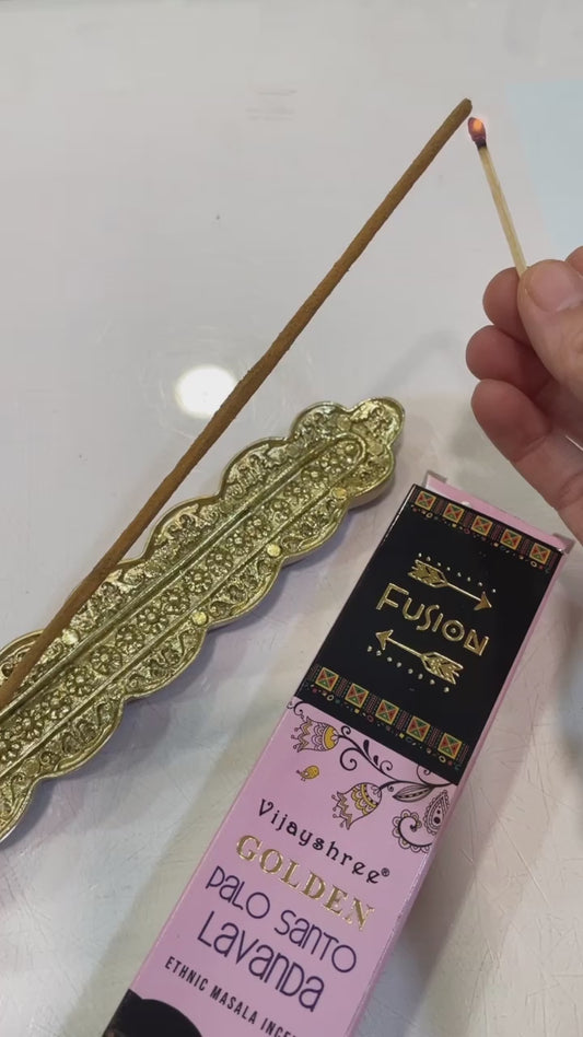 Incienso de palo santo con olor