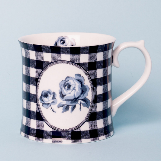 Taza de jarra floral vintage a cuadros vichy